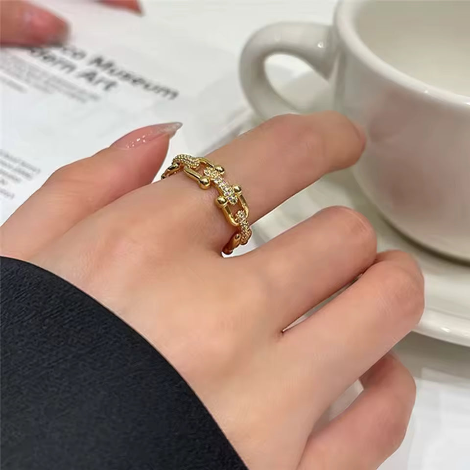 Emma Gold Ring