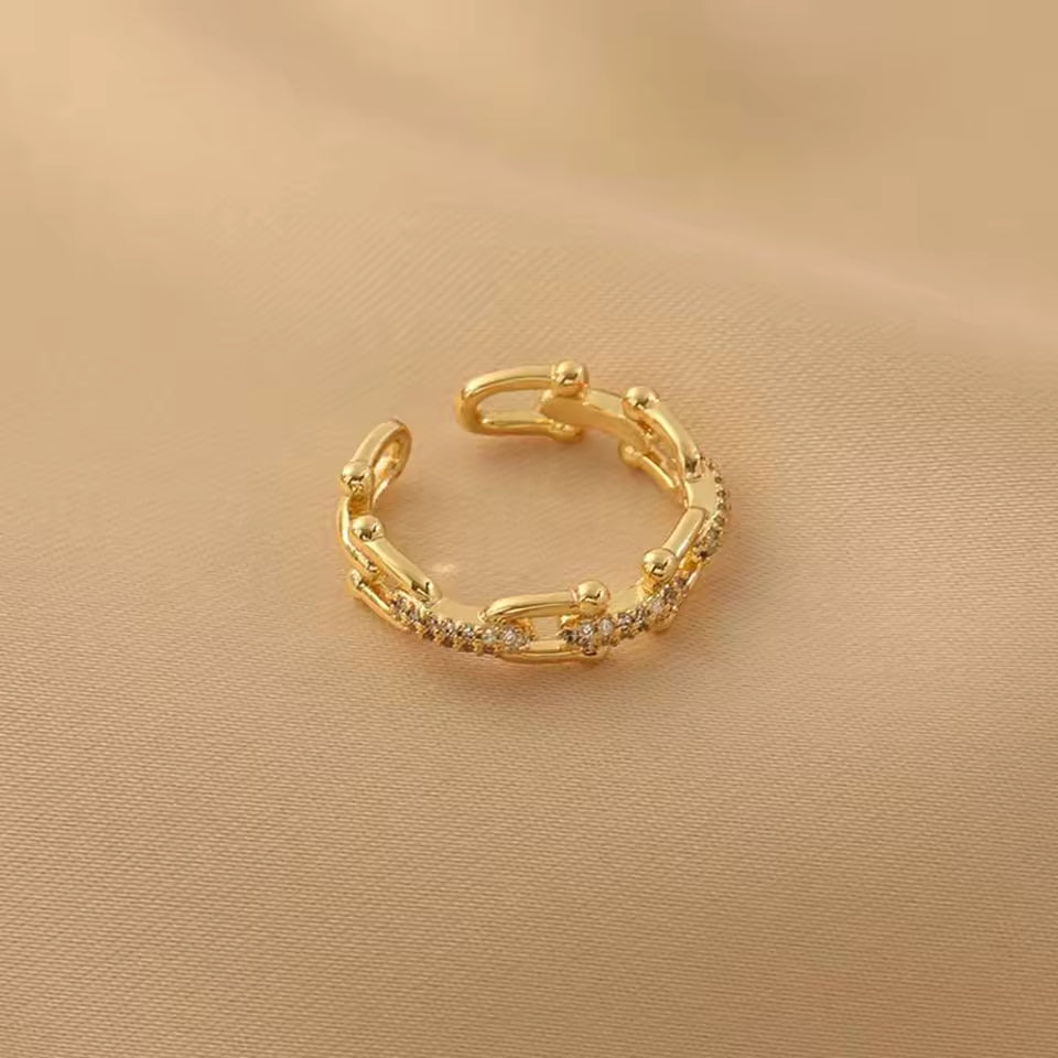 Emma Gold Ring