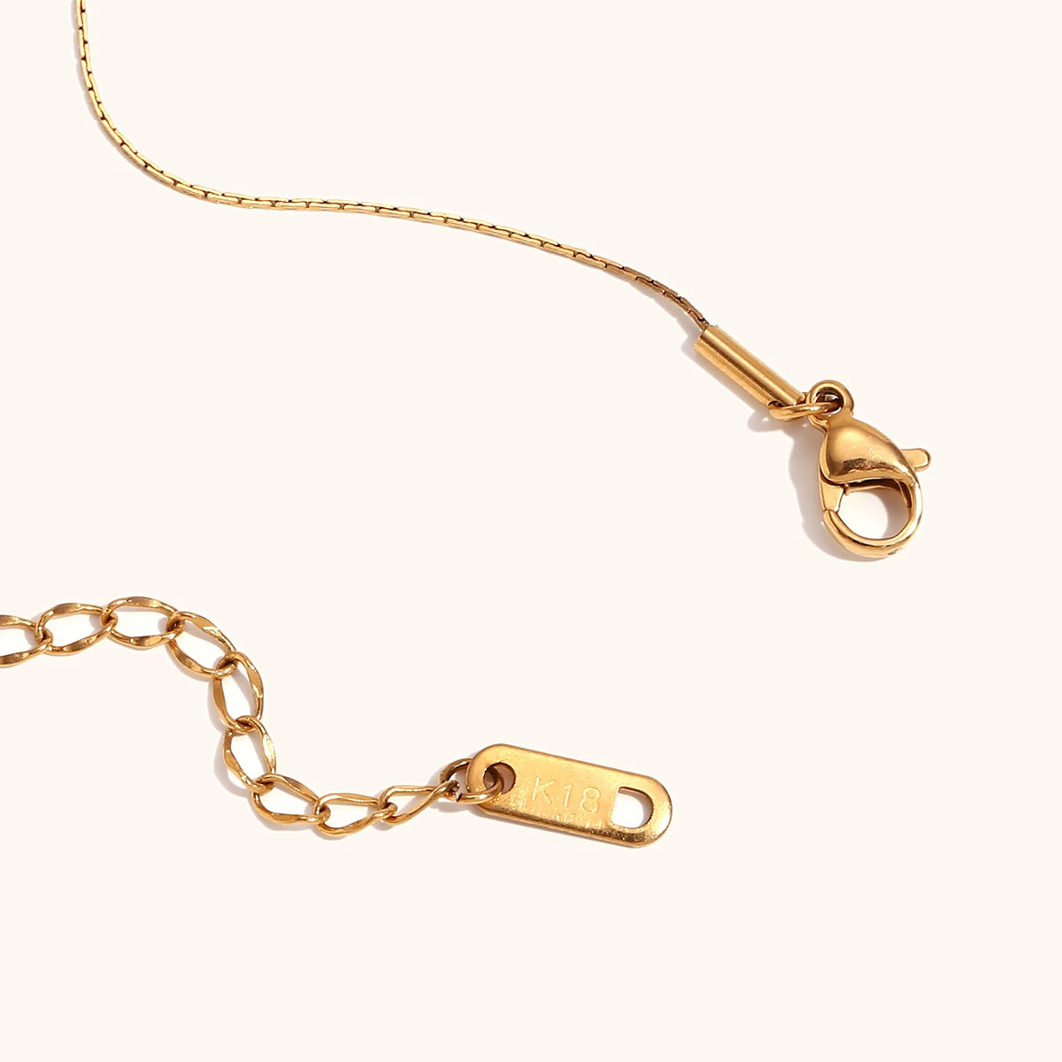 Poppy Pearl Necklace