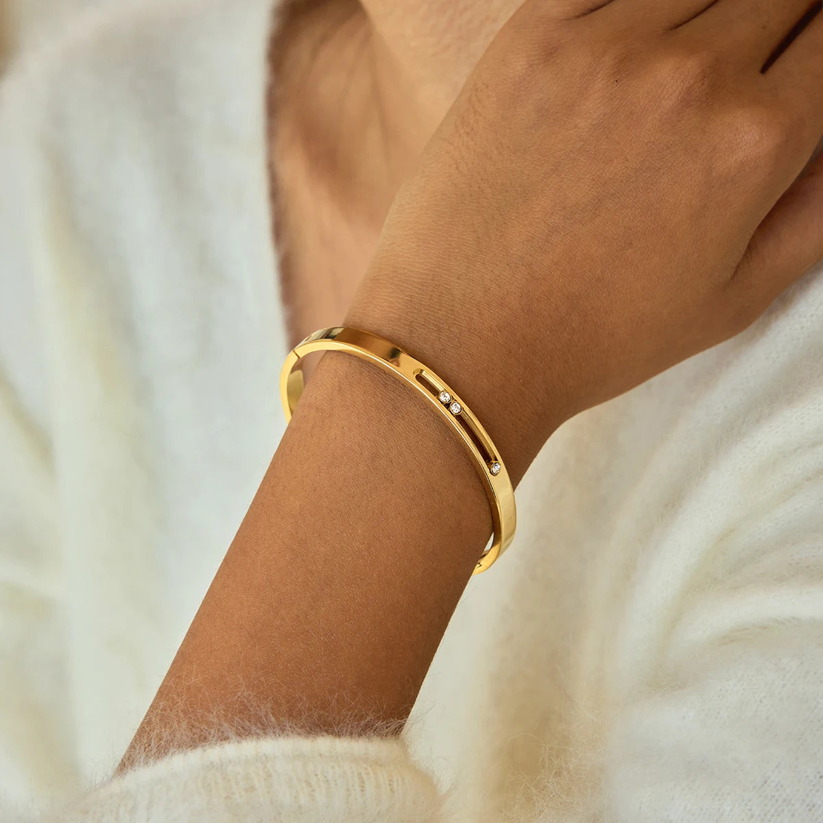 Bianca Bangle Bracelet