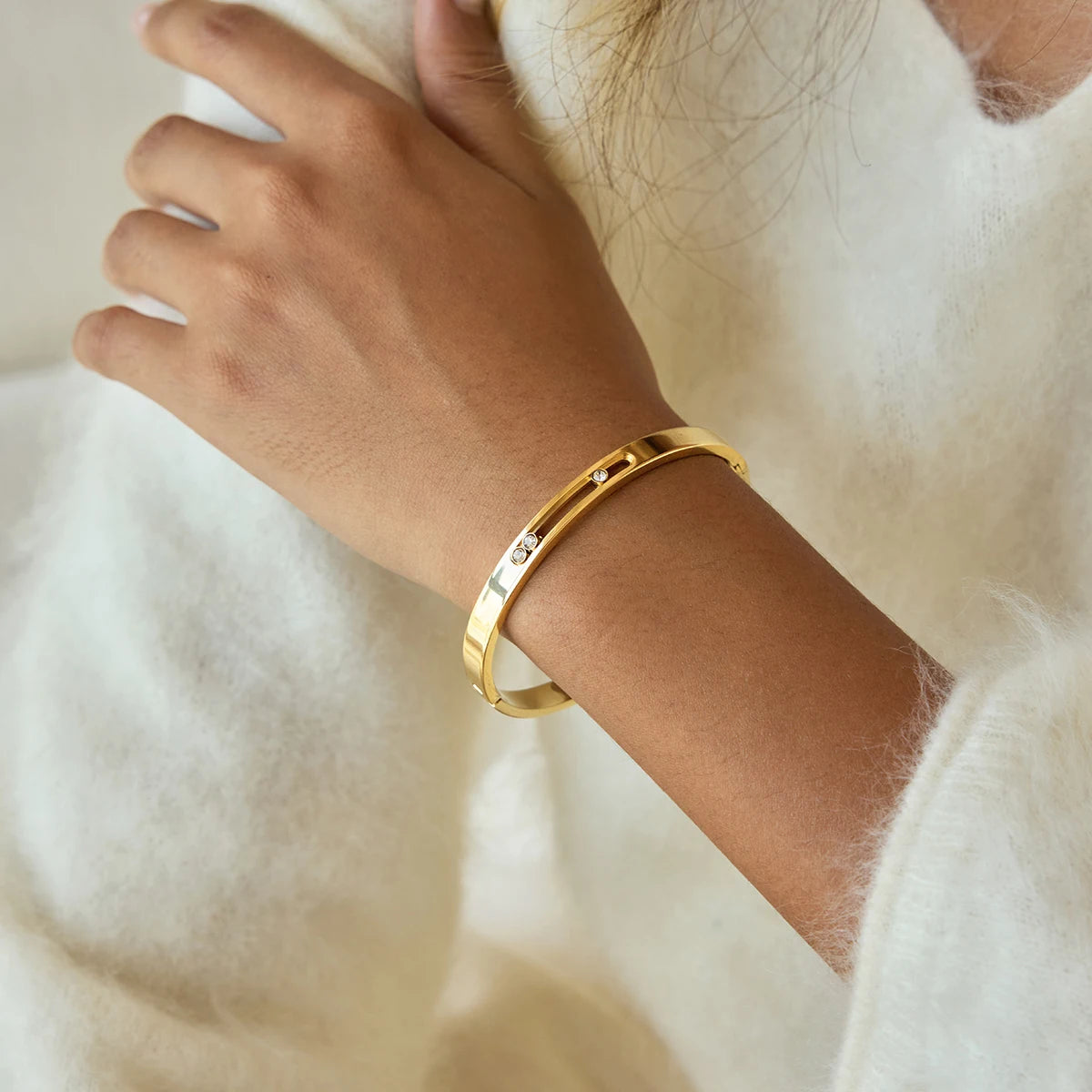 Bianca Bangle Bracelet