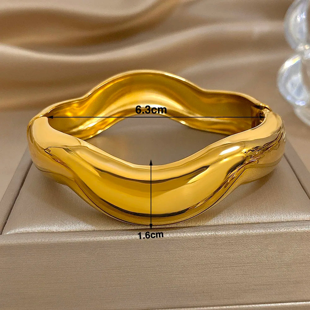 Elani Wave Bangle Bracelet