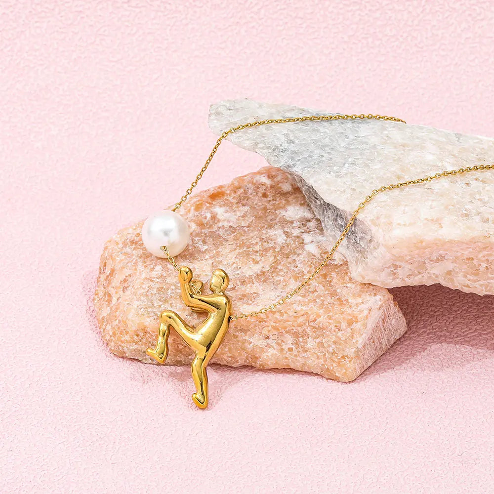 Vera Pearl Pendant Necklace